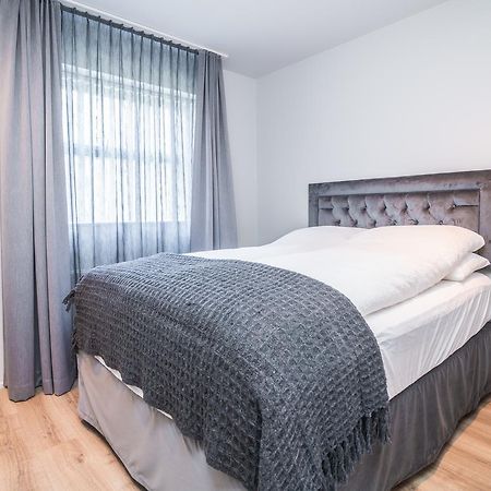 H96 Luxury Suite Keflavík Esterno foto