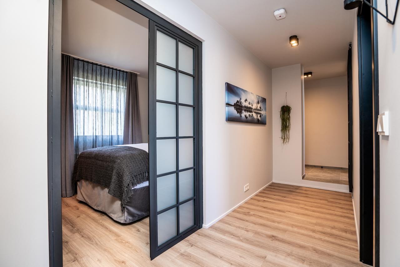 H96 Luxury Suite Keflavík Esterno foto